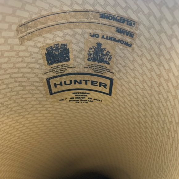 Women’s Hunter champagne tall rain boots - Picture 5 of 6